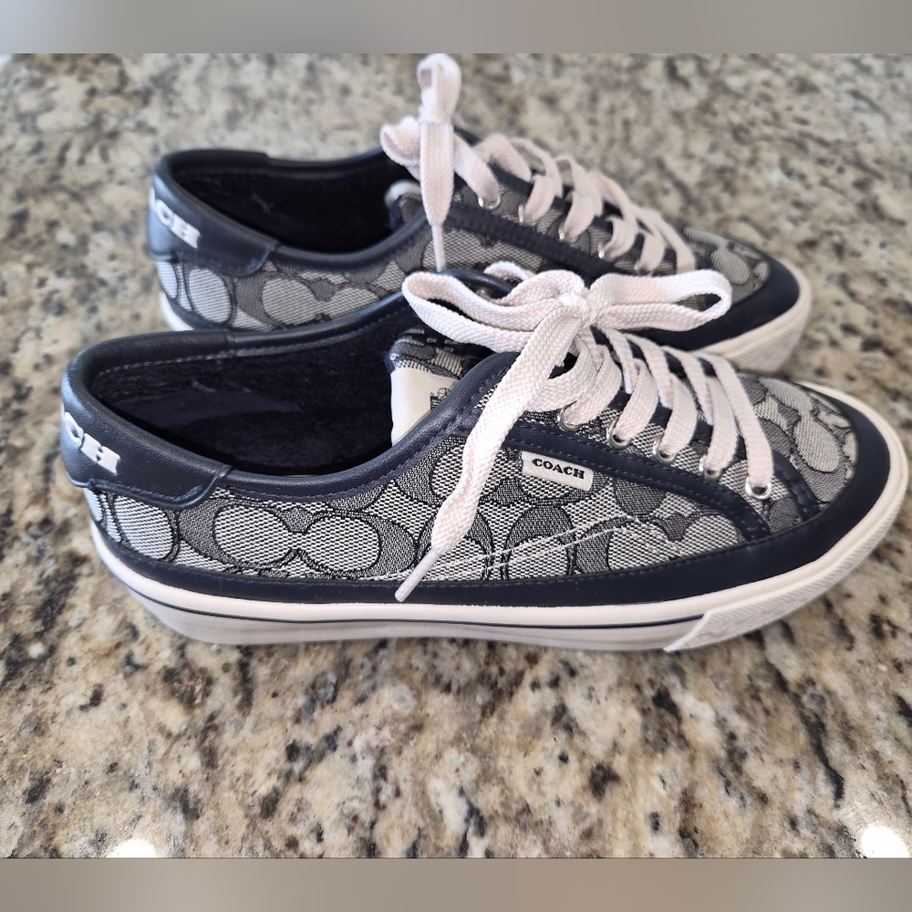 COACH Citysole Platform